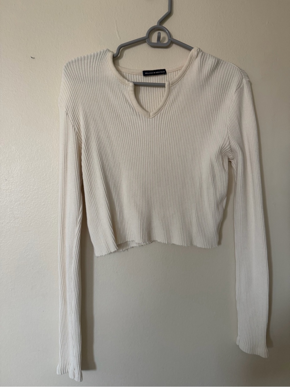 Brandy Melville Cream Ribbed Keyhole Long-Sleeve Crop Top